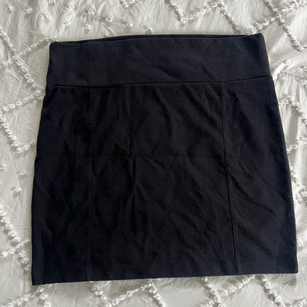 Decree Black Stretch Skirt